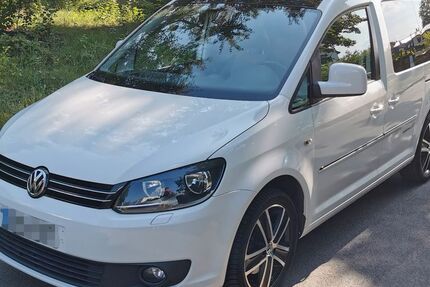 VW Caddy 181.500 km 11.990 &euro; Berlin 13503