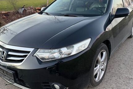 Honda Accord 236.000 km 5.999 &euro; München 81829
