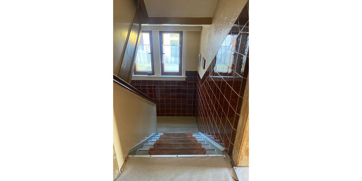 Einfamilienhaus Schmalkalden - 7 Zimmer, 142 m&sup2;, 110.000&euro; | Angebot:25900006