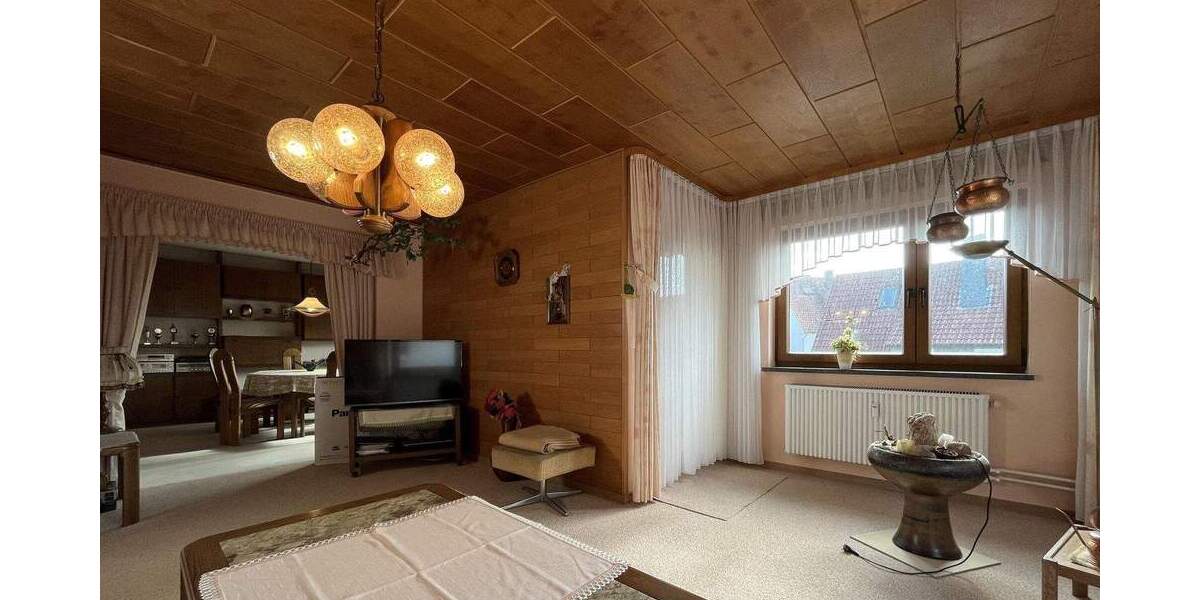 Mehrfamilienhaus, Wohnhaus Niestetal Sandershausen - 9 Zimmer, 202 m&sup2;, 398.000&euro; | Angebot:24969959