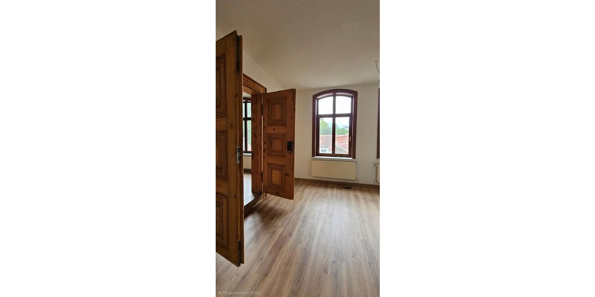Etagenwohnung Mühlhausen (Thüringen) - 4 Zimmer, 150 m&sup2;, 1.000&euro; | Angebot:26662210