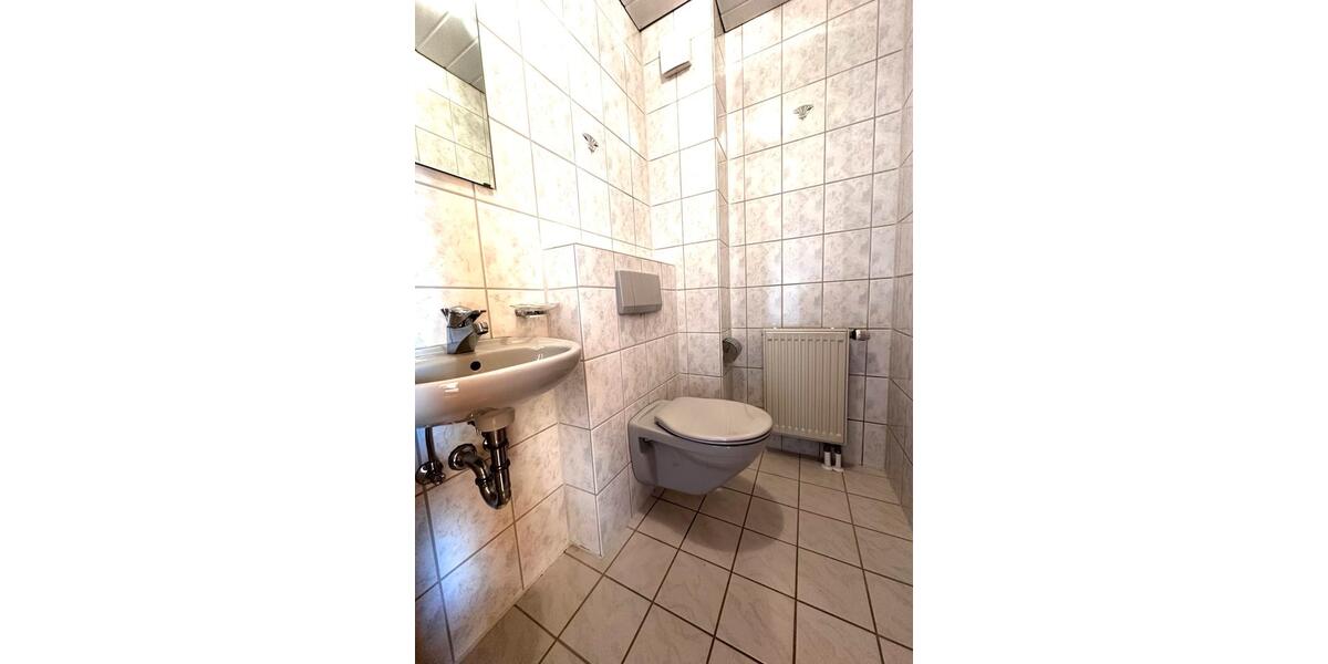 Dachgeschoßwohnung Idar-Oberstein Oberstein - 2 Zimmer, 64 m&sup2;, 450&euro; | Angebot:26416133