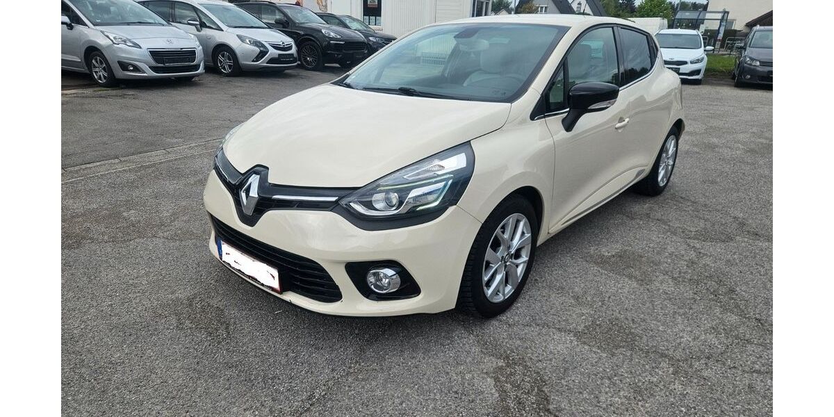 Renault Clio 124.000 km 9.999 &euro; Alling 82239