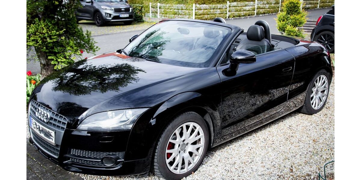 Audi TT 161.300 km 8.199 &euro; Paderborn 33100