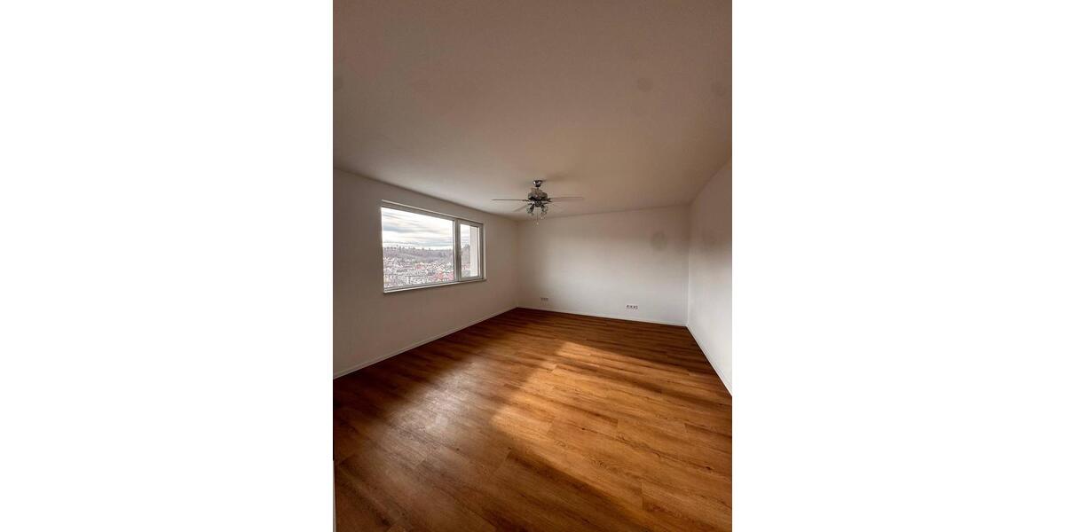 Erdgeschoßwohnung Albstadt Gemarkung Onstmettingen - 3 Zimmer, 93 m&sup2;, 950&euro; | Angebot:26102762