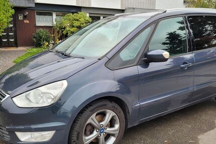 Ford Galaxy 217.800 km 4.000 € Willich 47877