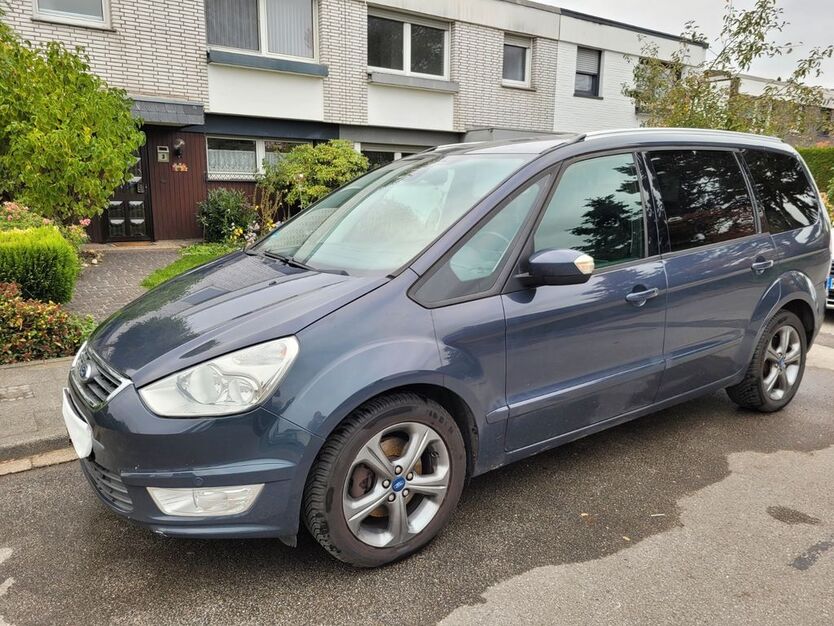 Ford Galaxy 217.800 km 4.000 € Willich 47877