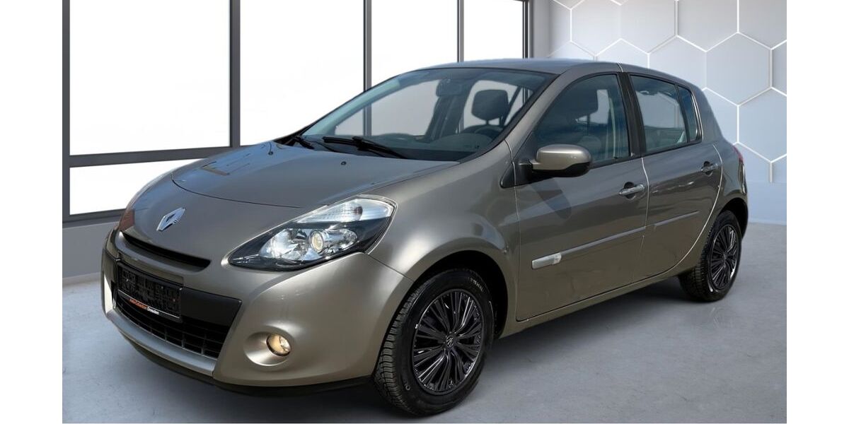 Renault Clio 111.967 km 4.250 &euro; Dresden 01237