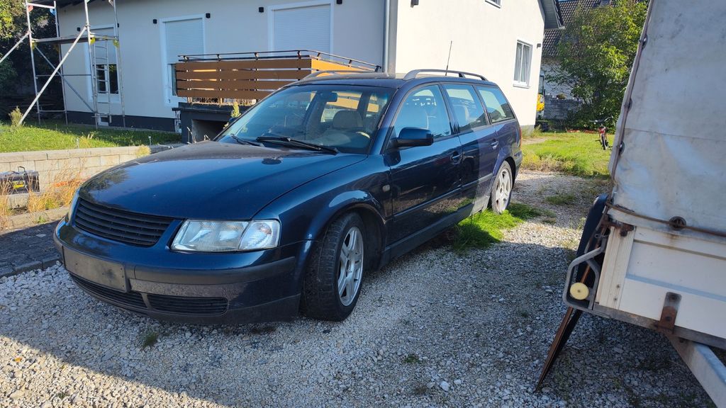 VW Passat Variant 299.000 km 600 &euro; Poppenricht 92287