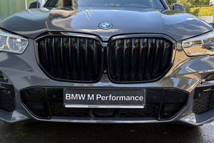 BMW X5 99.070 km 63.444 € Bad Wildungen 34537