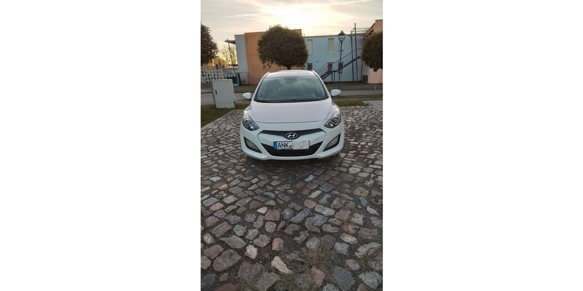 Hyundai i30 75.200 km 8.100 &euro; Usedom 17406