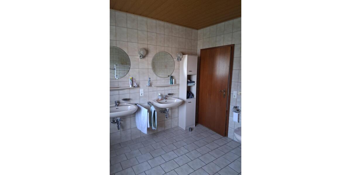 Einfamilienhaus Lathen - 8 Zimmer, 236 m&sup2;, 425.000&euro; | Angebot:26913521