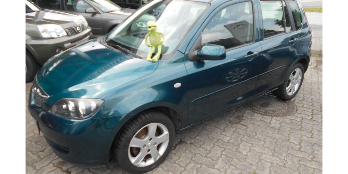 Mazda 2 81.000 km 3.950 &euro; Neumünster 24539