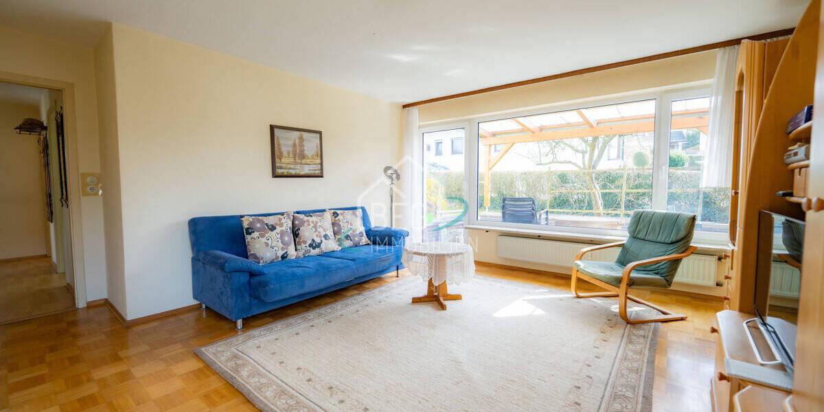 Mehrfamilienhaus, Wohnhaus Crailsheim Roßfeld - 8 Zimmer, 131 m&sup2;, 349.000&euro; | Angebot:26242334