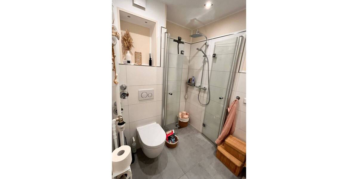 Etagenwohnung Velbert Mitte - 5 Zimmer, 91 m&sup2;, 279.000&euro; | Angebot:26345138