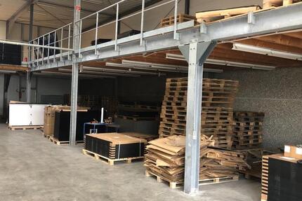 Lagerhalle mit 630 m2 und 95 m2 Büros in 40822 Mettmann zimmer