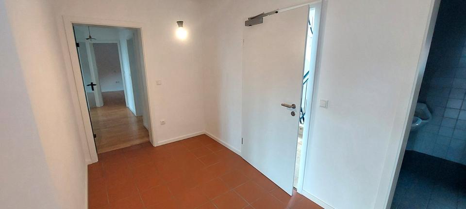 Etagenwohnung Parkstein - 3.5 Zimmer, 100 m&sup2;, 845&euro; | Angebot:26405835