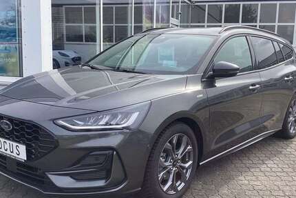 Ford Focus 2.800 km 26.300 &euro; Delitzsch 04509