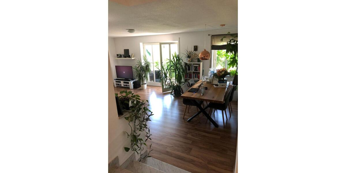 Etagenwohnung Deggendorf - 2.5 Zimmer, 70 m&sup2;, 250.000&euro; | Angebot:26633993