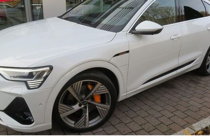 Audi e-tron 18.151 km 37.990 € Marsberg 34431