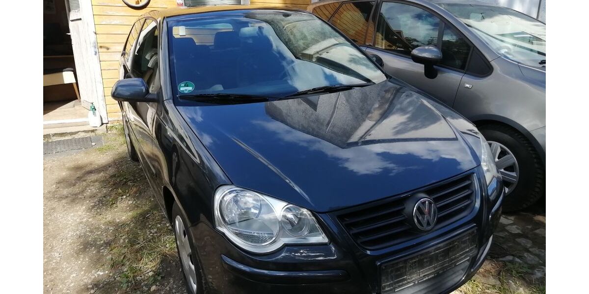 VW Polo 110.000 km 2.250 &euro; Schönefeld OT-Waltersdorf 12529