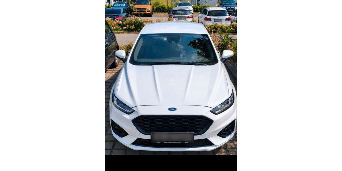 Ford Mondeo 124.200 km 17.090 &euro; Hamburg 21147