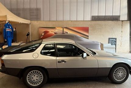 Porsche 924