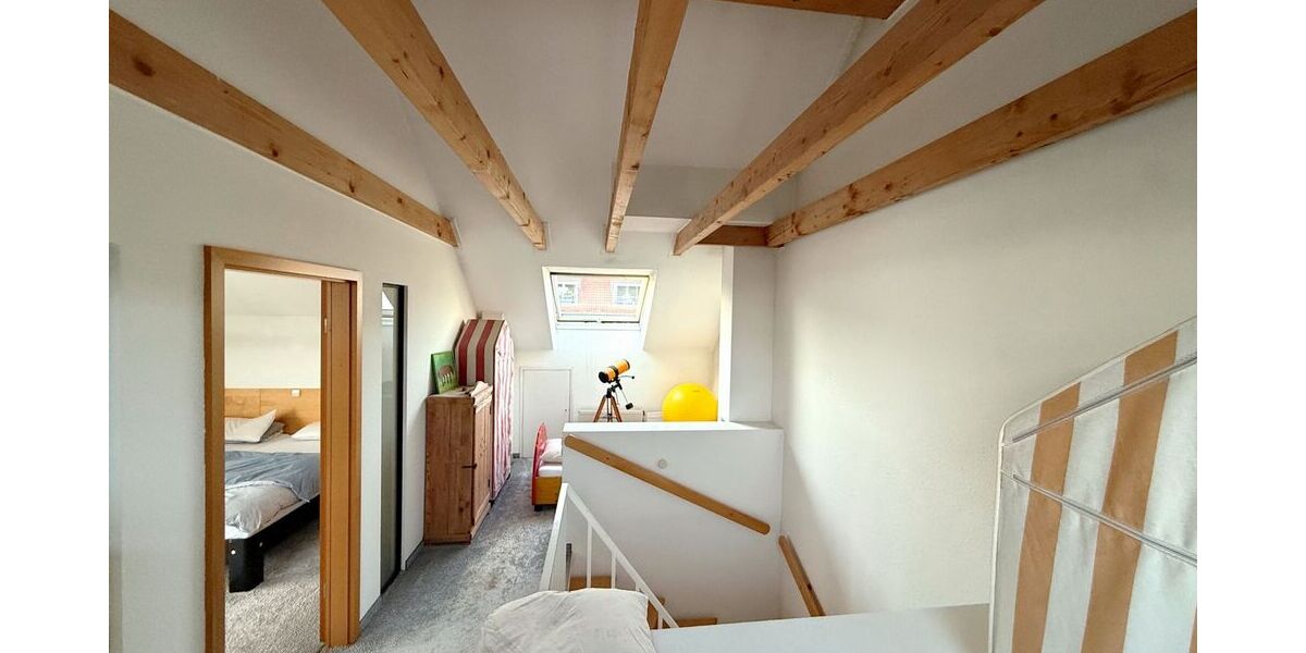 Reiheneckhaus Remseck-Hochberg 3-seitig frei, Garten & Waldnähe ohne Käuferprovision - Einfamilienhaus Remseck Hochberg Hochberg | Angebot:27296102