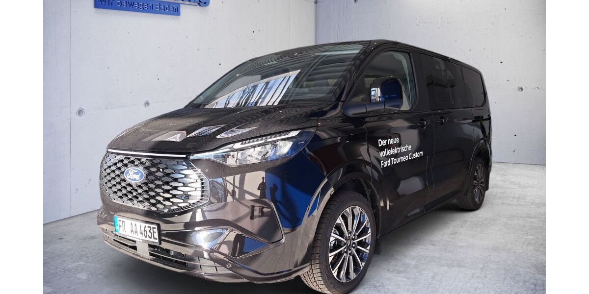 Ford Tourneo Custom 8.000 km 54.990 &euro; Freiburg im Breisgau 79108