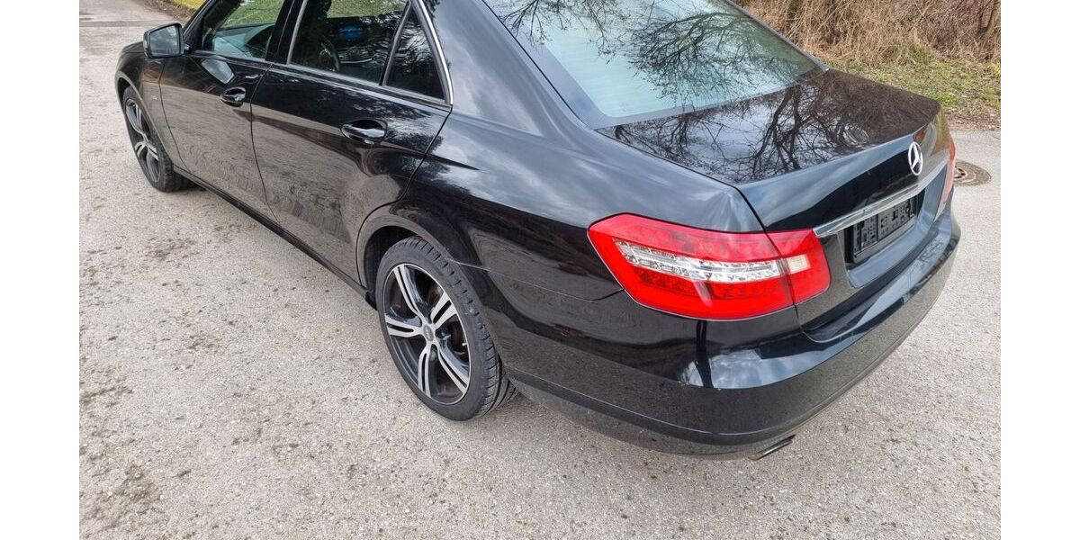 Mercedes-Benz E 300 250.000 km 10.000 &euro; ampfing 84539