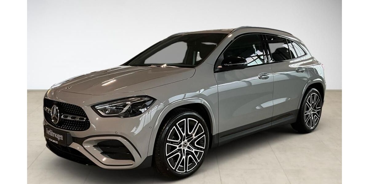 Mercedes-Benz GLA 180 12.500 km 39.770 &euro; Flensburg 24941