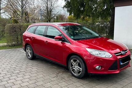 Ford Focus 99.604 km 7.500 &euro; Großkarolinenfeld 83109