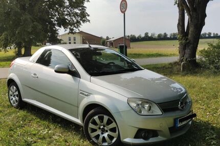 Opel Tigra 190.000 km 1.699 € Dornhan 72175