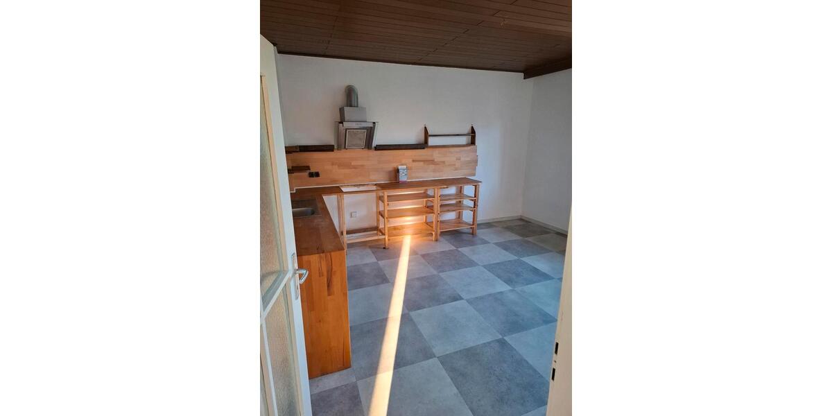 Etagenwohnung Frensdorf - 3 Zimmer, 100 m&sup2;, 920&euro; | Angebot:26368929
