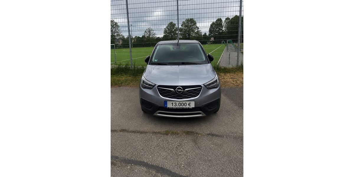 Opel Crossland (X) 40.638 km 13.000 &euro; München 80997