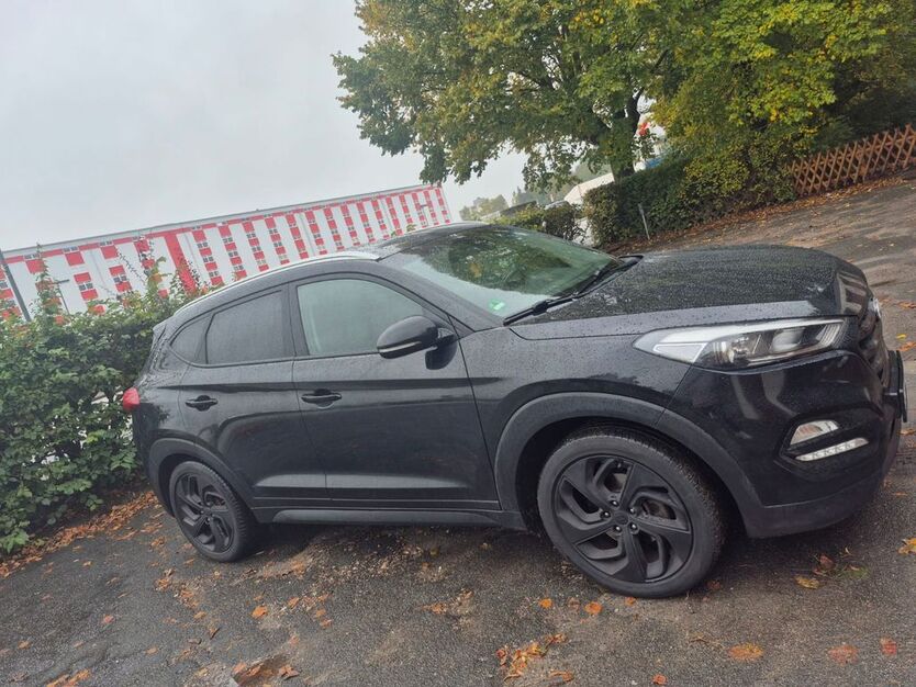 Hyundai TUCSON 129.200 km 16.500 € Bad Segeberg 23795