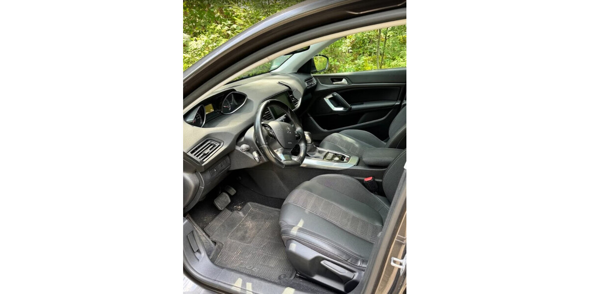 Peugeot 308 SW 62.000 km 13.500 &euro; Eckental 90542