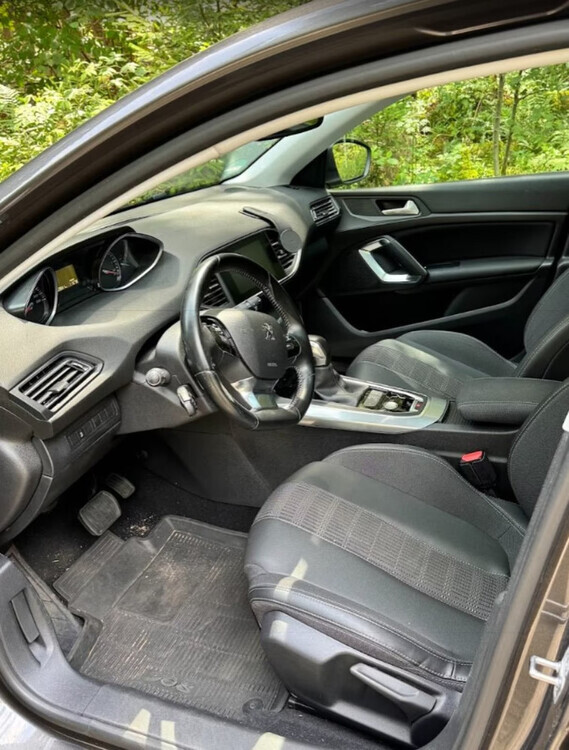 Peugeot 308 SW 62.000 km 13.500 € Eckental 90542