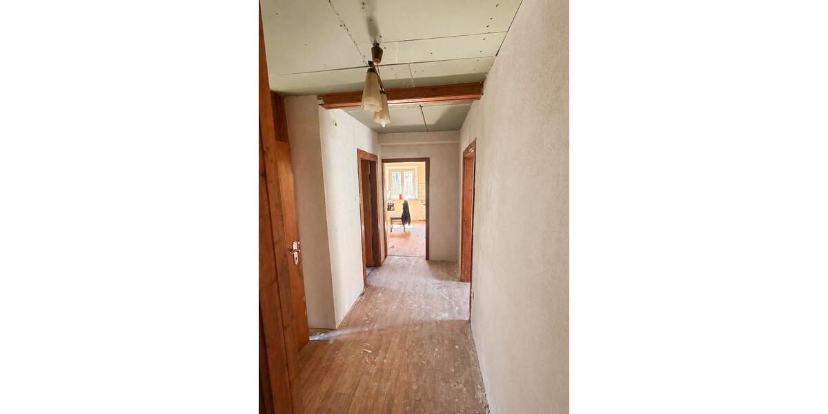 Einfamilienhaus Hirschau - 8 Zimmer, 130 m&sup2;, 164.999&euro; | Angebot:26961271