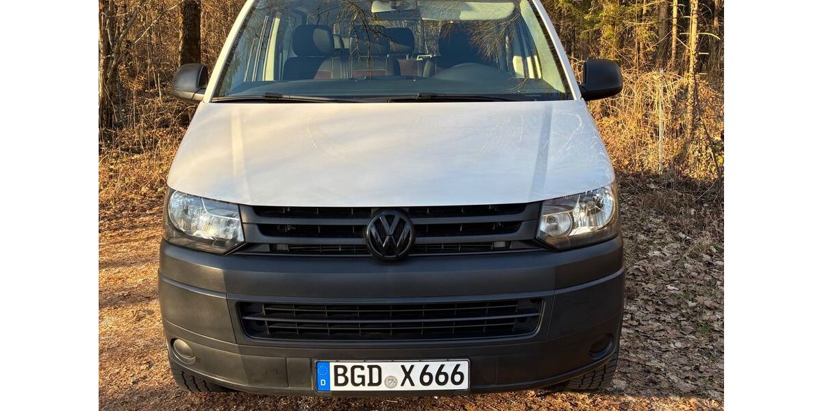 VW T5 Transporter 190.000 km 15.900 &euro; Marktschellenberg 83487