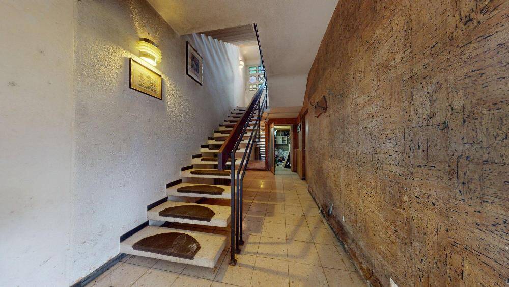 Mehrfamilienhaus, Wohnhaus Waldfischbach - 7 Zimmer, 130 m&sup2;, 119.000&euro; | Angebot:25998505