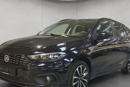 Fiat Tipo 80.000 km 10.950 € Düsseldorf 40549