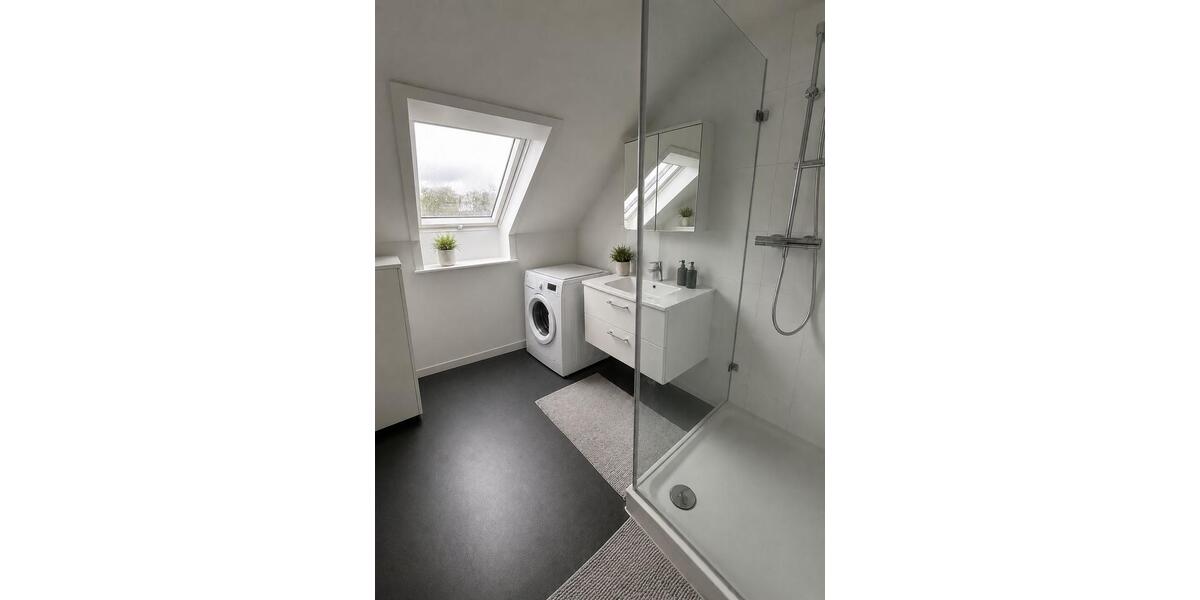 Dachgeschoßwohnung Öhringen - 3 Zimmer, 77 m&sup2;, 269.000&euro; | Angebot:26837812