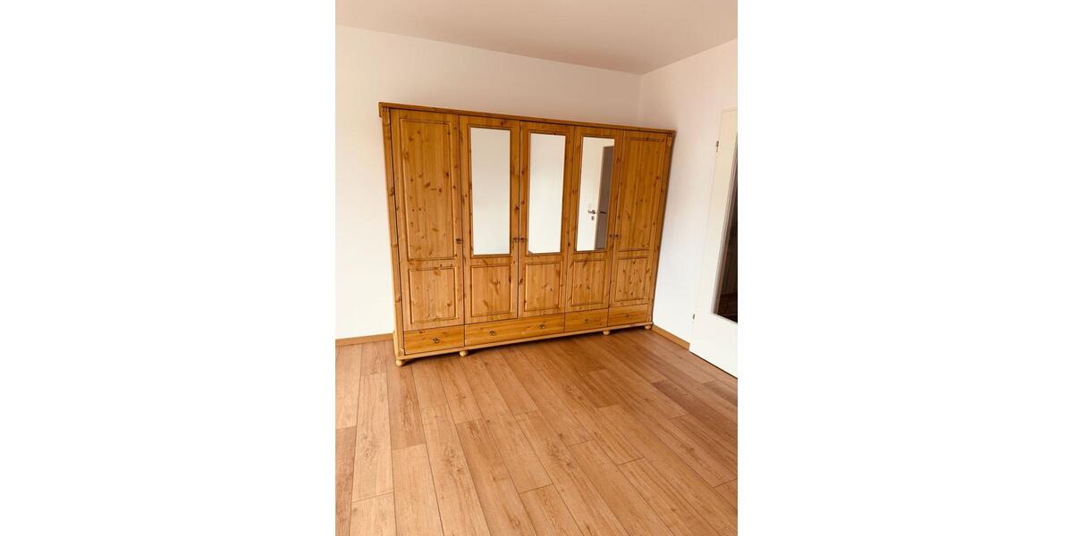 Etagenwohnung Bad Wiessee - 2 Zimmer, 52 m&sup2;, 1.250&euro; | Angebot:25613993