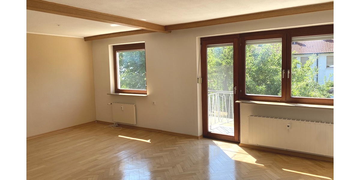 Neu-Ulm: Modernisiertes Mehrfamilienhaus (DHH) mit idyllischem Garten in Donau-Nähe - Mehrfamilienhaus, Wohnhaus Neu-Ulm / Offenhausen Offenhausen | Angebot:27262163