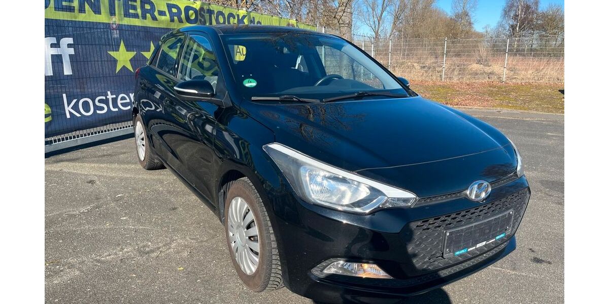 Hyundai i20 120.500 km 5.990 &euro; Rostock - Evershagen 18106