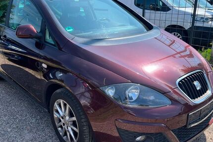 Seat Altea 189.000 km 2.499 &euro; Berlin 13127