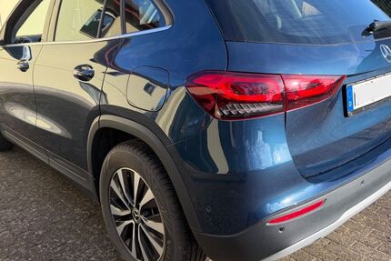 Mercedes-Benz GLA 200 15.500 km 31.900 &euro; Feldberger Seenlandschaft 17258