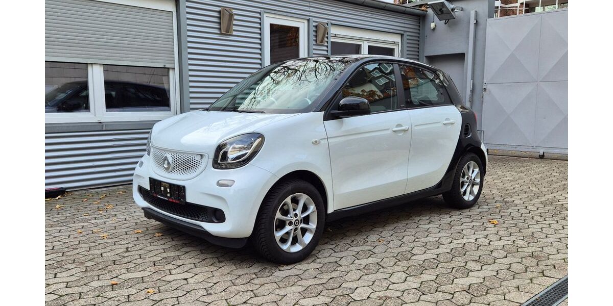 Smart ForFour 83.800 km 6.780 &euro; DÜSSELDORF 40227