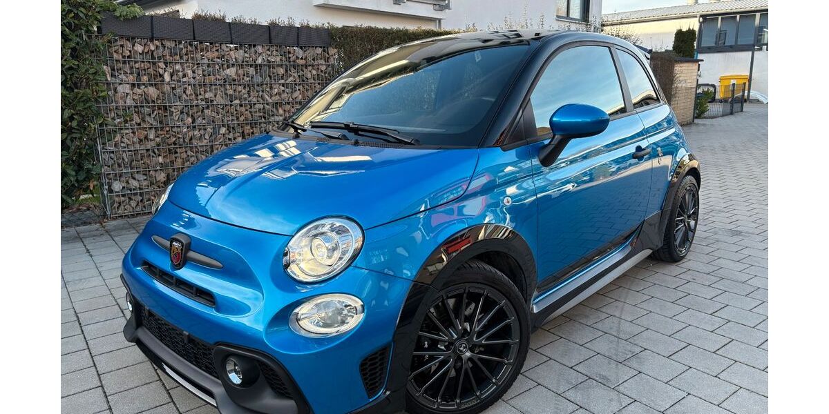 Abarth 695 8.500 km 31.490 &euro; Ismaning 85737